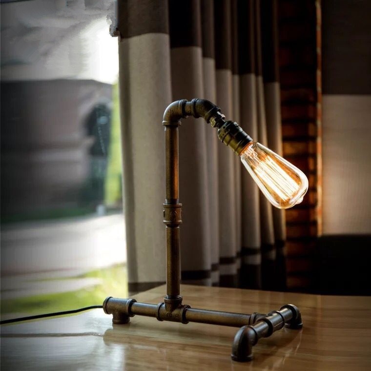 Lampe veilleuse en forme de tuyau de plomberie