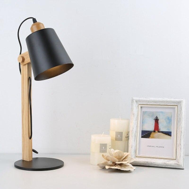 Lampe Bureau Bois Veilleuse - Une lampe de bureau en bois pour une lumière douce et apaisante