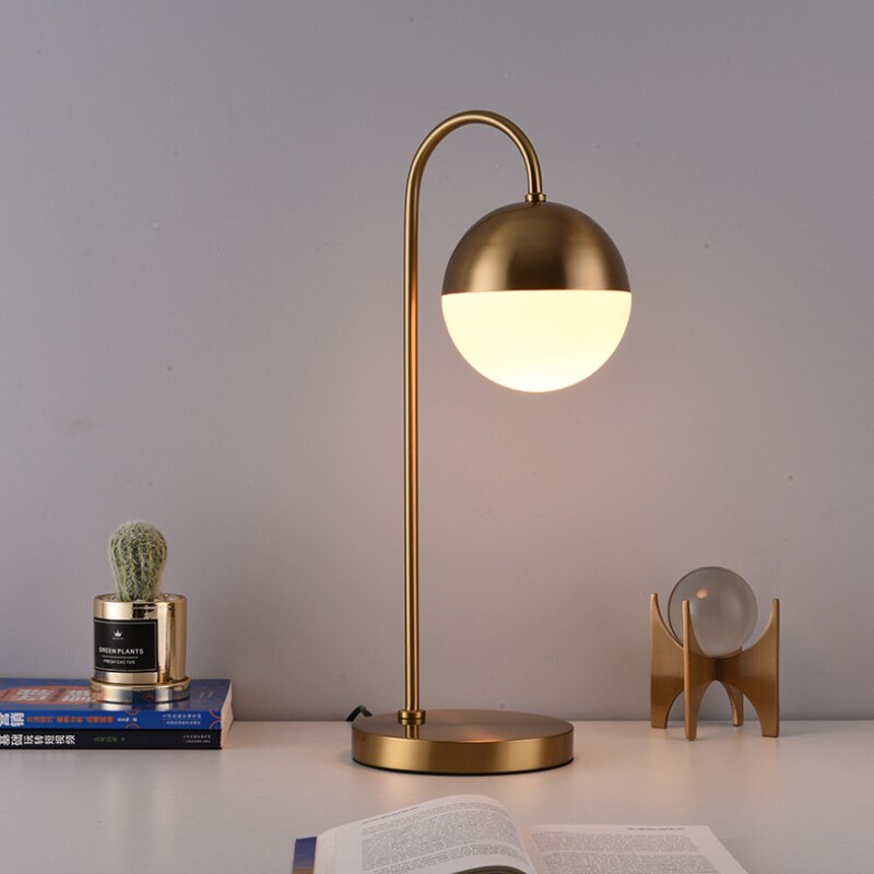 Lampe Bureau Cuivre Veilleuse - Une lampe de bureau élégante et pratique pour votre espace de travail