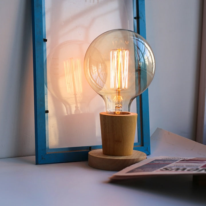 Lampe Bois Veilleuse Industrielle - Une lampe industrielle en bois pour une ambiance chaleureuse et unique