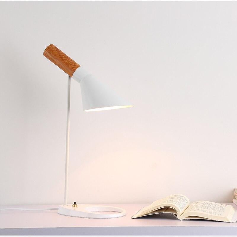 Lampe Bureau Design Italien Veilleuse - Une lampe de bureau design italienne pour une lumière douce et apaisante