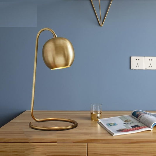 Lampe Bureau Dorée Veilleuse - Une lampe de bureau dorée élégante et fonctionnelle pour votre espace de travail