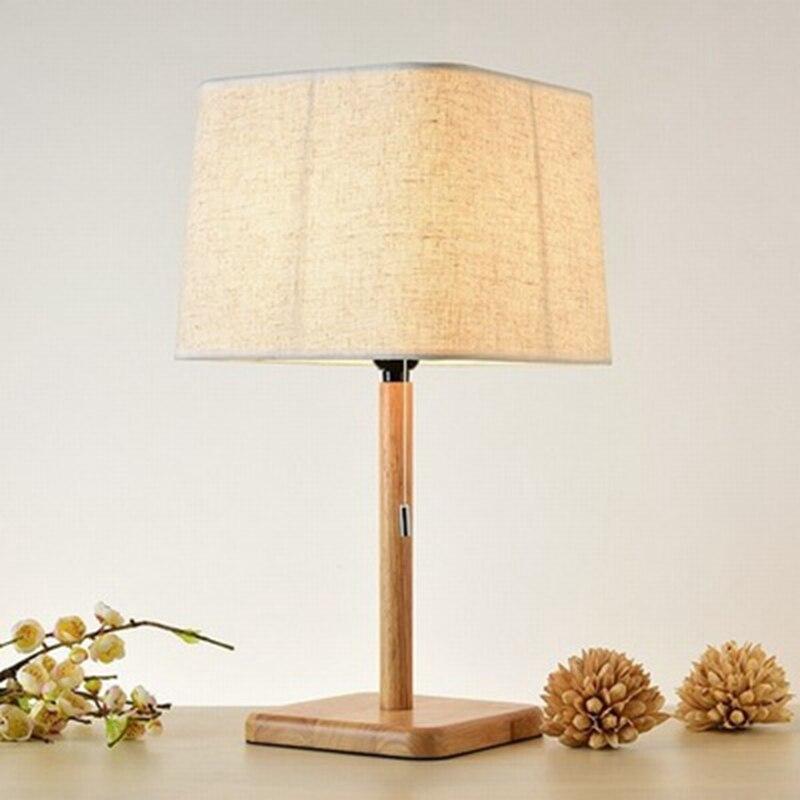 Lampe Chevet Bois Pied - Une lampe de chevet en bois pour une décoration intérieure unique et élégante
