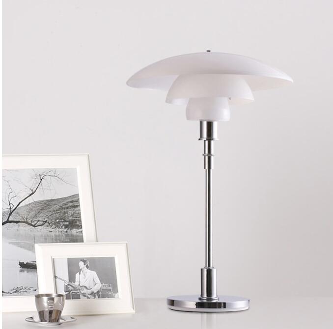 Lampe Chevet Design Pure - Une lampe moderne et élégante pour votre chambre