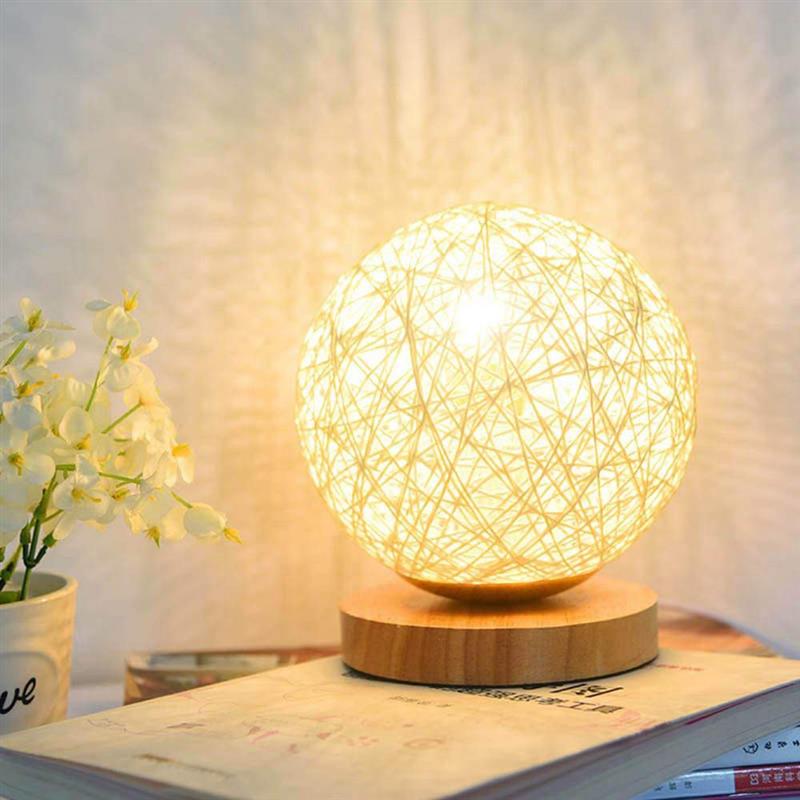 Lampe Chevet Bois Cristal - Une lampe de chevet élégante et intemporelle pour votre décoration intérieure